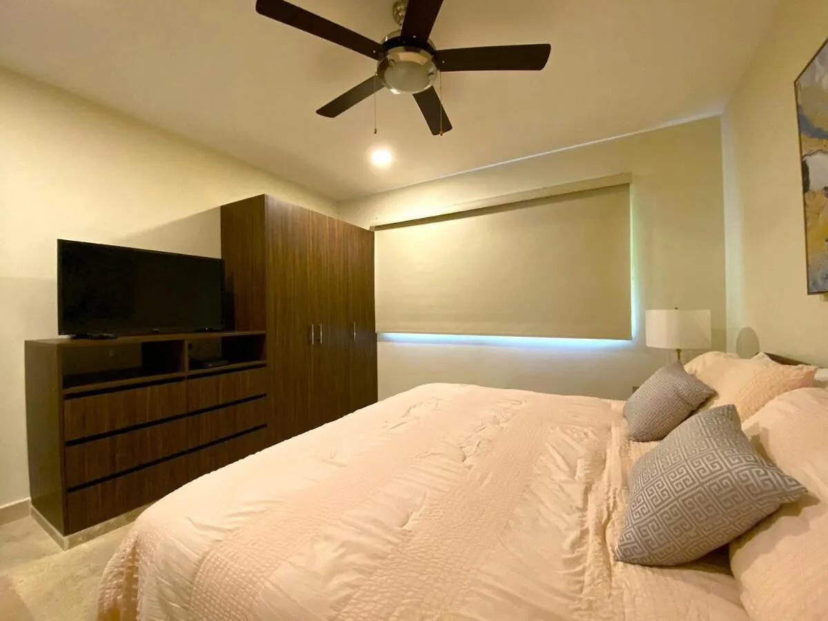 Seaview Roof Pool, Gym Onsite, 4 Blocks To 5Th Ave Apartment Playa del Carmen